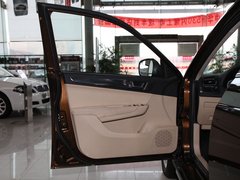 2012款 1.6L 自动 豪华型 5座