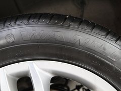 2012款 1.6L 自动 豪华型 5座