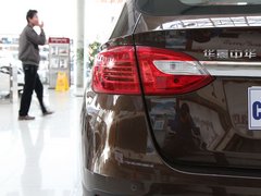 2012款 1.6L 自动 豪华型 5座
