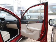 2012款 1.6L 自动 豪华型 5座