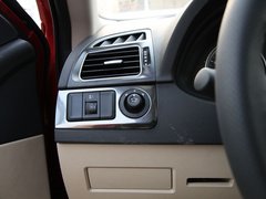 2012款 1.6L 自动 豪华型 5座
