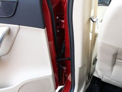 2012款 1.6L 自动 豪华型 5座