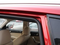 2012款 1.6L 自动 豪华型 5座