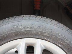 2012款 1.6L 自动 豪华型 5座