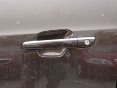 2012款 1.6L 自动 豪华型 5座
