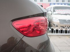 2012款 1.6L 自动 豪华型 5座