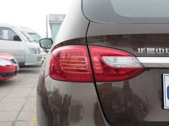 2012款 1.6L 自动 豪华型 5座
