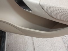 2012款 1.6L 自动 豪华型 5座