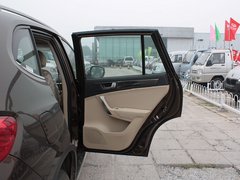 2012款 1.6L 自动 豪华型 5座