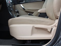 2012款 1.6L 自动 豪华型 5座