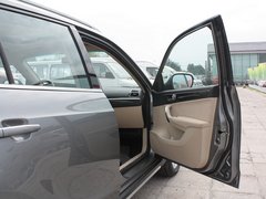 2012款 1.6L 自动 豪华型 5座