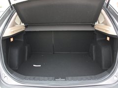 2012款 1.6L 自动 豪华型 5座