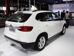 2012款 1.5T 自动 四驱尊贵型 5座