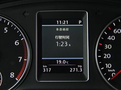 2012款 2.0T DSG 商务版 7座