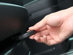 2012款 2.0T DSG 商务版 7座
