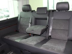 2012款 2.0T DSG 商务版 7座