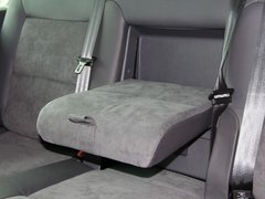 2012款 2.0T DSG 商务版 7座