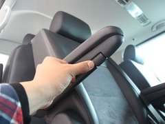 2012款 2.0T DSG 商务版 7座
