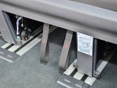 2012款 2.0T DSG 商务版 7座