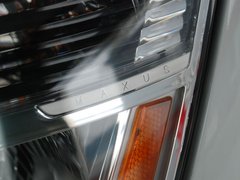 2011款 2.5T 手动 短轴中顶尊杰版