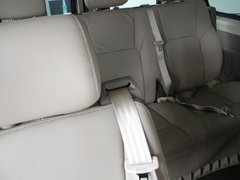 2011款 2.5T 手动 短轴中顶尊杰版