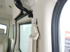 2011款 2.5T 手动 短轴中顶尊杰版