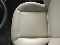 2011款 2.5T 手动 短轴中顶尊杰版