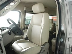 2011款 2.5T 手动 短轴中顶尊杰版