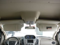 2011款 2.5T 手动 短轴中顶尊杰版