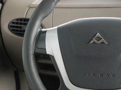 2011款 2.5T 手动 短轴中顶尊杰版