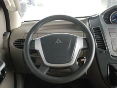 2011款 2.5T 手动 短轴中顶尊杰版