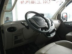 2011款 2.5T 手动 短轴中顶尊杰版