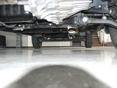 2011款 2.5T 手动 短轴中顶尊杰版