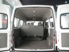 2011款 2.5T 手动 短轴中顶尊杰版