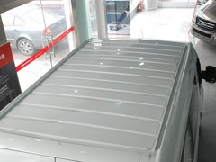 2011款 2.5T 手动 短轴中顶尊杰版