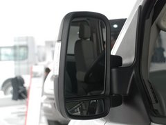 2011款 2.5T 手动 短轴中顶尊杰版