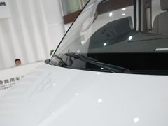 2011款 2.5T 手动 短轴中顶尊杰版