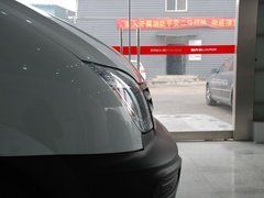 2011款 2.5T 手动 短轴中顶尊杰版