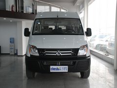 2011款 2.5T 手动 短轴中顶尊杰版