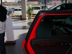 2012款 旅行版 2.0TSI 舒適型
