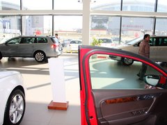2012款 旅行版 2.0TSI 舒適型