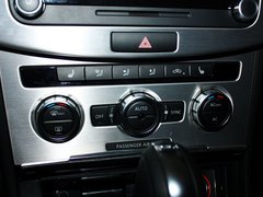 2012款 旅行版 2.0TSI 舒适型