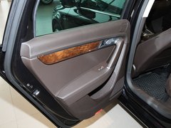 2012款 旅行版 2.0TSI 豪华型