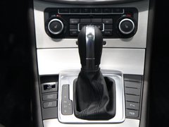 2012款 旅行版 2.0TSI 豪华型