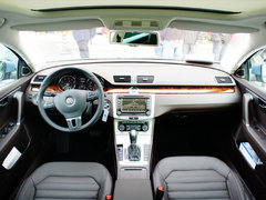 2012款 旅行版 2.0TSI 豪华型