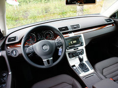 2012款 旅行版 2.0TSI 豪华型
