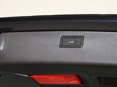 2012款 旅行版 2.0TSI 豪华型