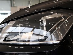 2012款 旅行版 2.0TSI 豪华型