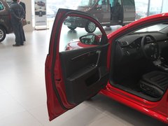 2012款 旅行版 2.0TSI 豪华型