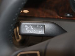 2012款 旅行版 2.0TSI 豪华型